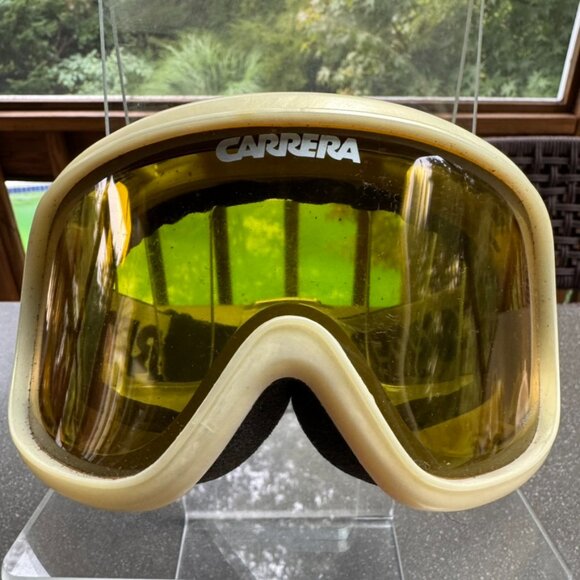 Vintage CARRERA Unisex Yellow Gold Neutral Snowboard/Ski Goggles - Picture 2 of 7